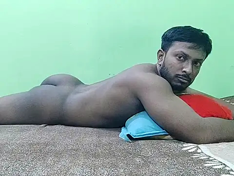 HunkyAriyan online show from 09.27.25