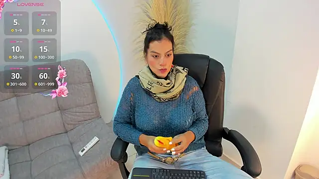 Ada Monroe10 online show from 09.09.25