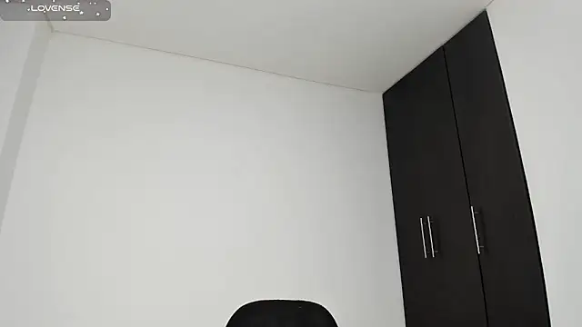 Snapshot of tifanyhills_ chatting on 02.03.25 tifanyhills online show from 02.03.25