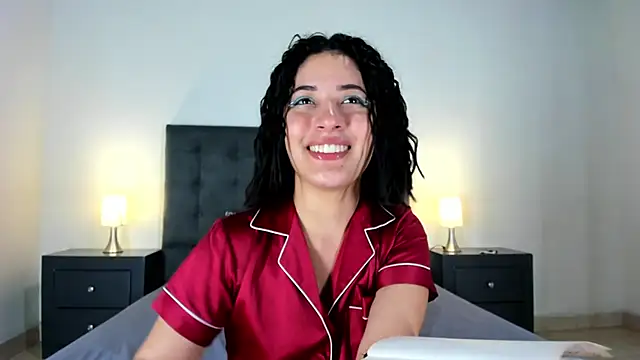 RileySkye online show from 12.22.24