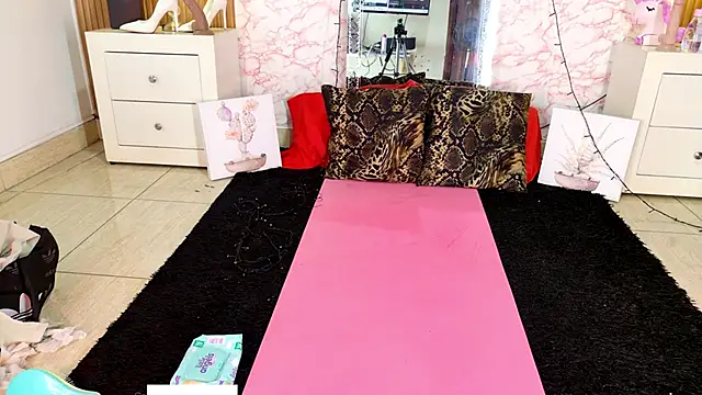 RileySkye online show from 09.26.25