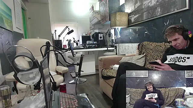 Doggyray44 online show from 02.06.25