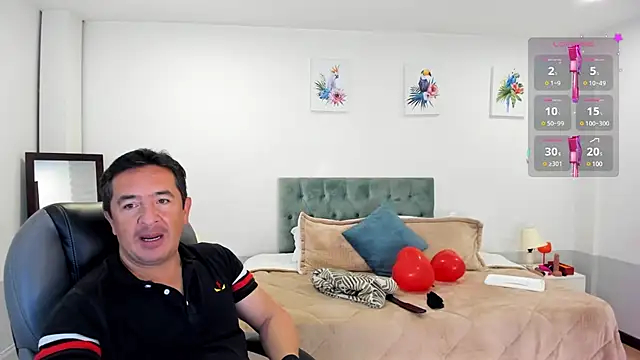 Snapshot of Sam_and_molly_ chatting on 02.04.25 Sam and molly online show from 02.04.25