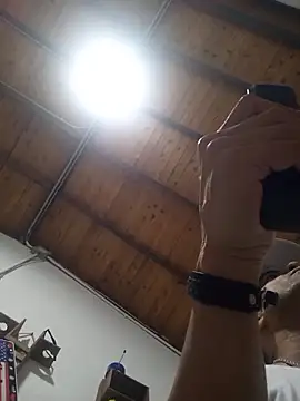 Snapshot of latinmartin73 chatting on 10.22.25 latinmartin73 online show from 10.22.25