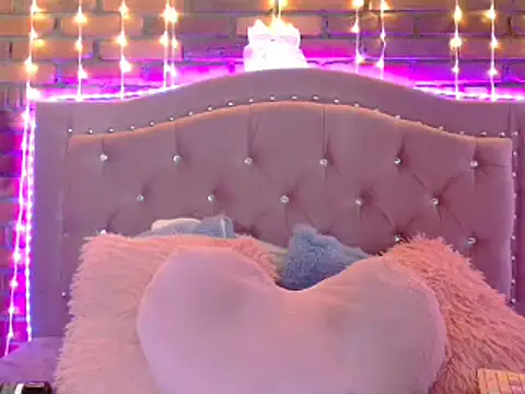 Snapshot of dulcevegga chatting on 01.29.25 dulcevegga online show from 01.29.25