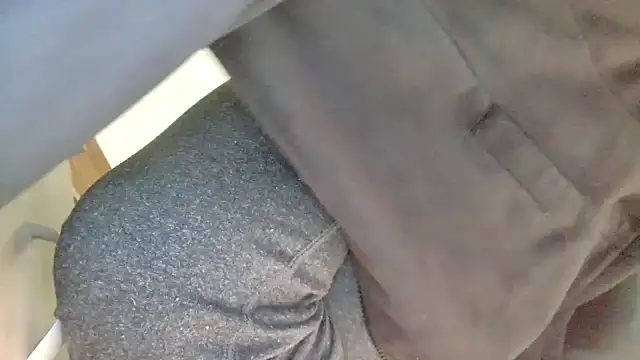 huzi518 online show from 03.08.25