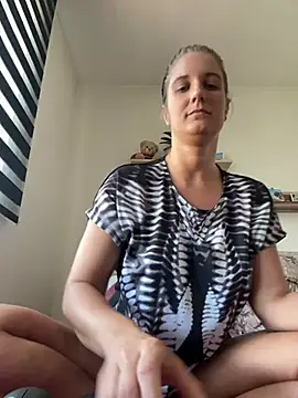jennifer11772 online show from 07.16.26