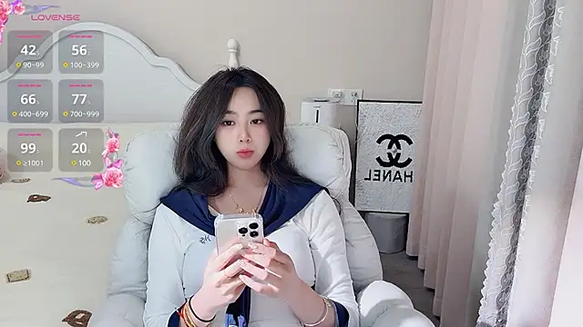 Caitlyn   online show from 02.21.25