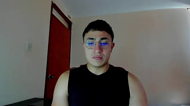 Snapshot of Leoknight chatting on 02.10.25 Leoknight online show from 02.10.25