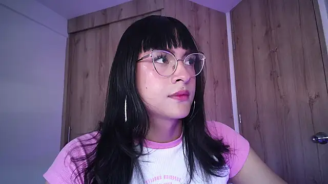 Kiitygirl online show from 01.23.25