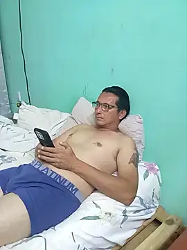 Andresguz35 online show from 05.01.26