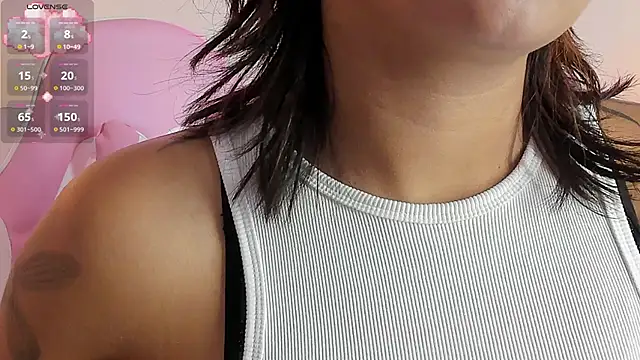 Snapshot of soy_jess03 chatting on 09.27.25 soy jess03 online show from 09.27.25