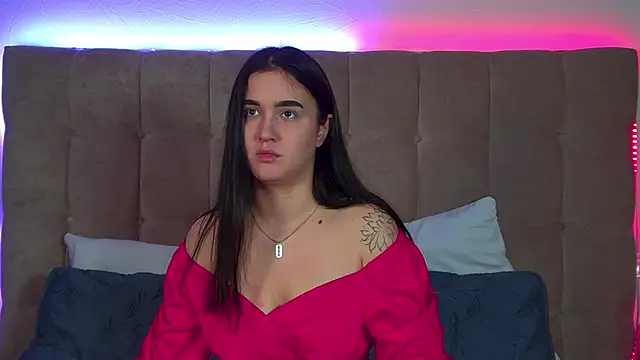 ChristinaMilton online show from 09.20.25