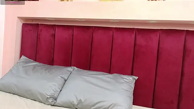 JESSYCORTES online show from 02.02.25