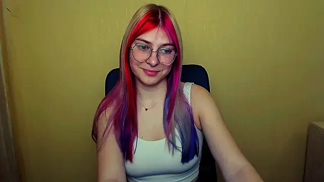 Luna Lush  online show from 02.21.25