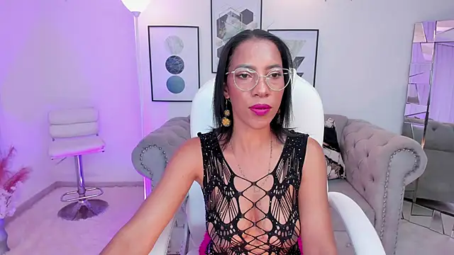 Shantaall  online show from 01.24.25