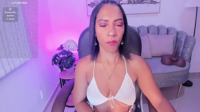 Shantaall  online show from 03.25.26