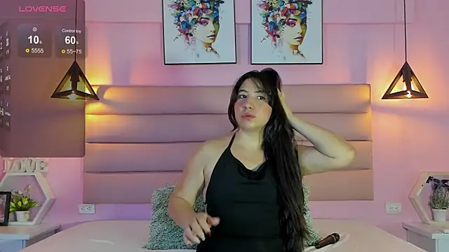 Snapshot of Katta_Gil chatting on 02.08.25 Katta Gil online show from 02.08.25