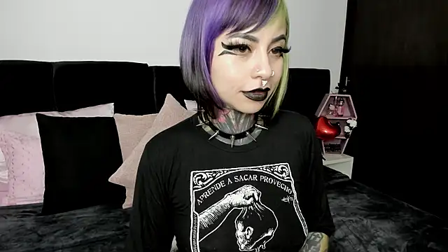 NikkiRamone online show from 02.15.25