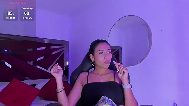 ZaraLim online show from 01.22.25