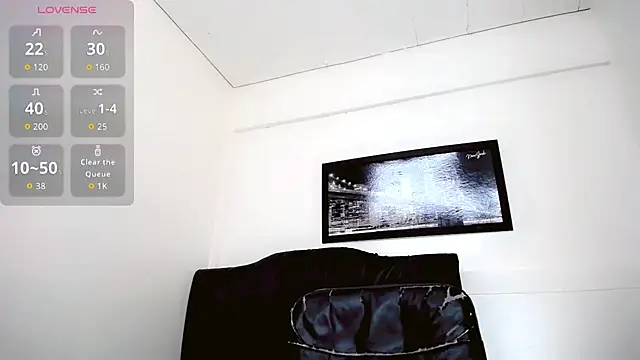 Diosiris Riannys online show from 10.25.25