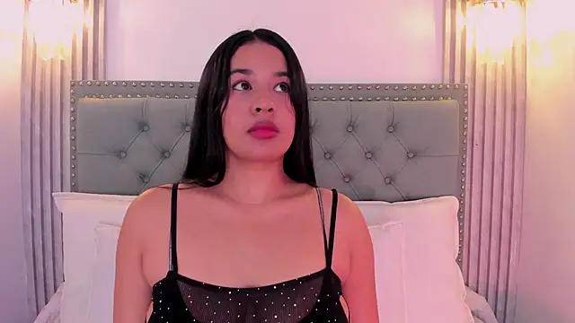 Aitana98  online show from 02.15.25