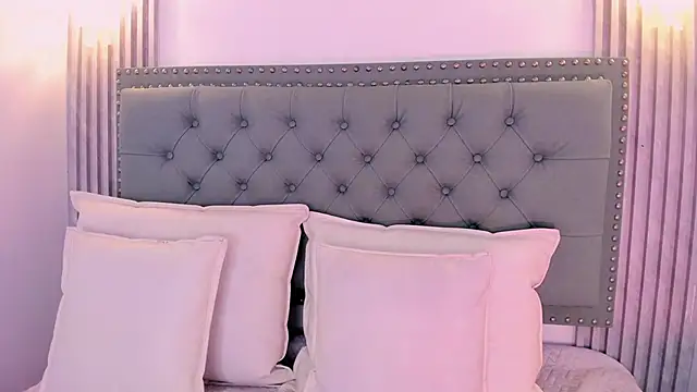 Aitana98  online show from 02.20.25