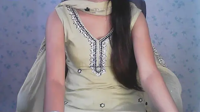 Snapshot of collage_hoty chatting on 06.18.26 collage hoty online show from 06.18.26