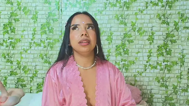 DafneMillers online show from 03.05.25