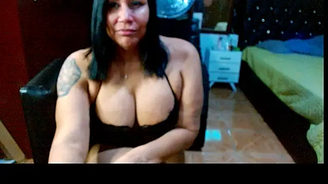 Snapshot of Demion_prince chatting on 01.26.25 Demion prince online show from 01.26.25