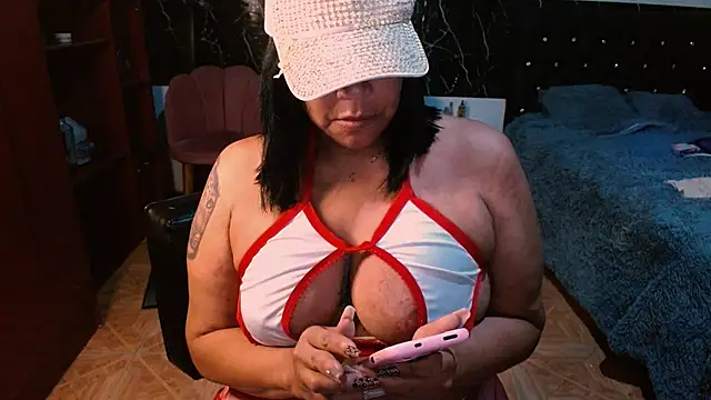 Snapshot of Demion_prince chatting on 02.04.25 Demion prince online show from 02.04.25