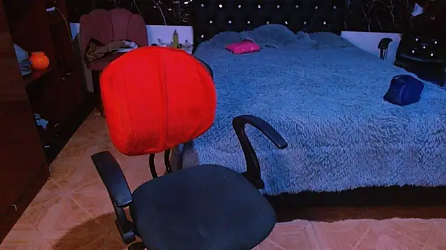 Snapshot of Demion_prince chatting on 02.18.25 Demion prince online show from 02.18.25