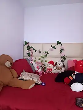 Snapshot of kymmgolden chatting on 04.06.26 kymmgolden online show from 04.06.26