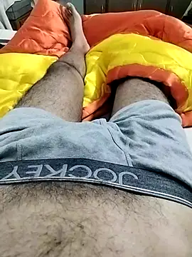 luckylads0037 online show from 12.20.25