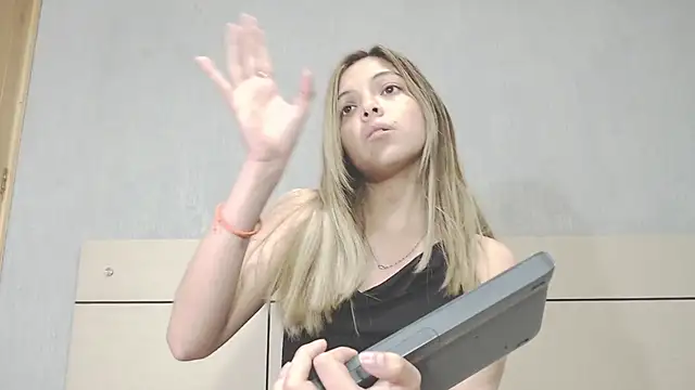 andreau18 online show from 12.14.24