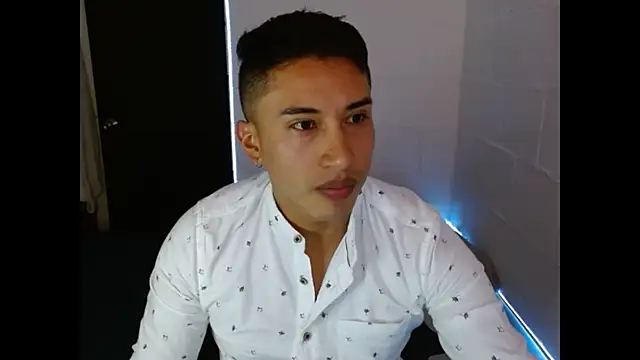 Snapshot of Davixx258 chatting on 02.25.25 Davixx258 online show from 02.25.25