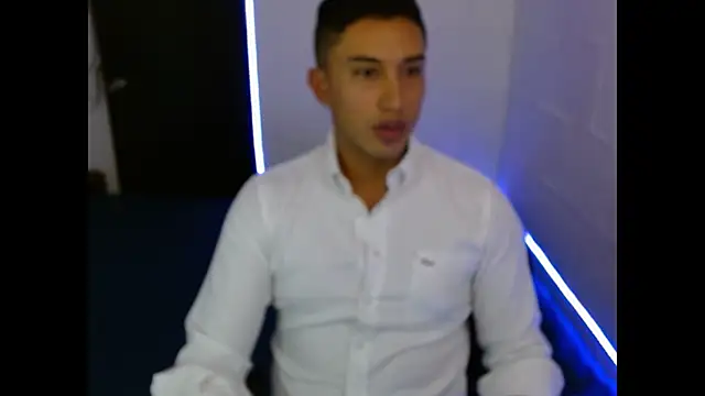 Snapshot of Davixx258 chatting on 02.26.25 Davixx258 online show from 02.26.25