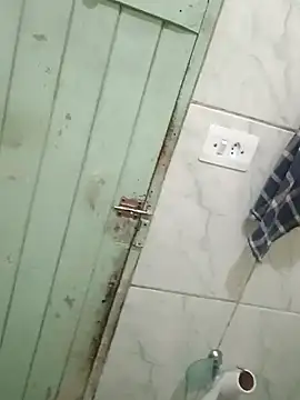 Snapshot of DitchingThrottle chatting on 01.09.26 DitchingThrottle online show from 01.09.26