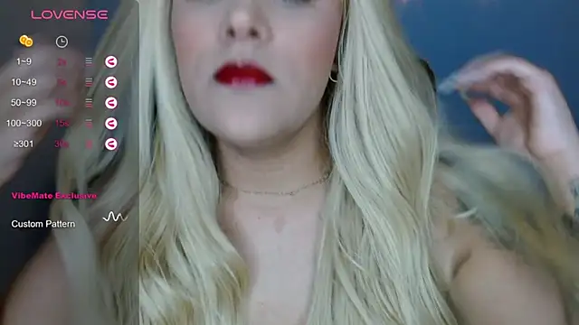 Snapshot of SofiaaCortes chatting on 01.13.25 SofiaaCortes online show from 01.13.25