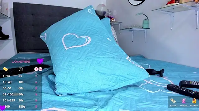 atenea 21  online show from 02.06.25