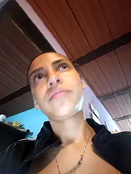 emma ambar online show from 02.05.25