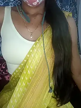 Snapshot of Miakhalifatamil chatting on 12.18.24 Miakhalifatamil online show from 12.18.24