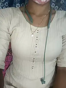 Snapshot of Miakhalifatamil chatting on 12.25.24 Miakhalifatamil online show from 12.25.24