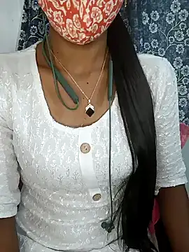 Snapshot of Miakhalifatamil chatting on 01.29.25 Miakhalifatamil online show from 01.29.25