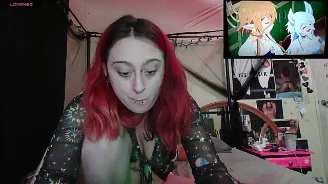 NovaLove2002 online show from 01.22.25