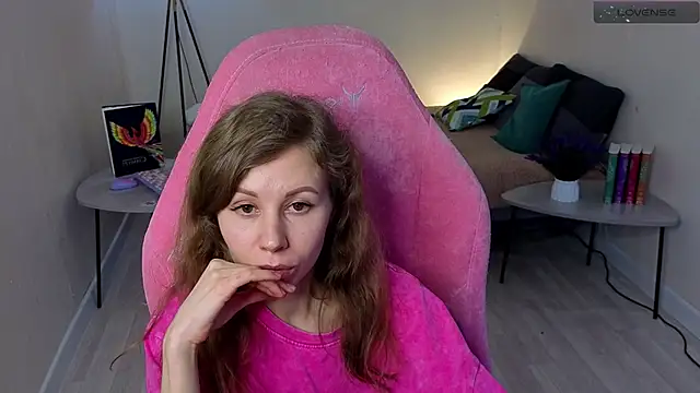 Lill Mary online show from 02.07.25