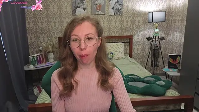 Lill Mary online show from 03.04.26