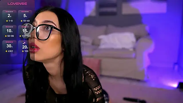 BetsyGonzale online show from 01.21.25