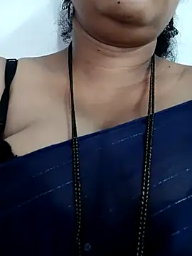 Nyra-23 online show from 09.30.25