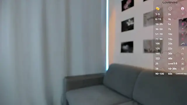 SofiaSimons online show from 03.15.25